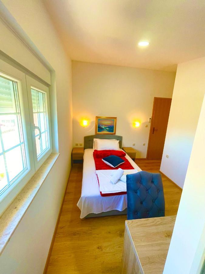 Pansion Turudic Hotel Međugorje Buitenkant foto