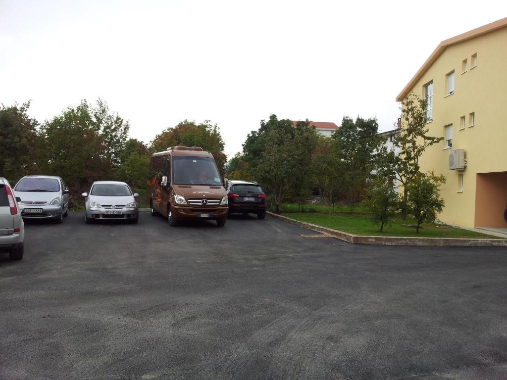 Pansion Turudic Hotel Međugorje Buitenkant foto